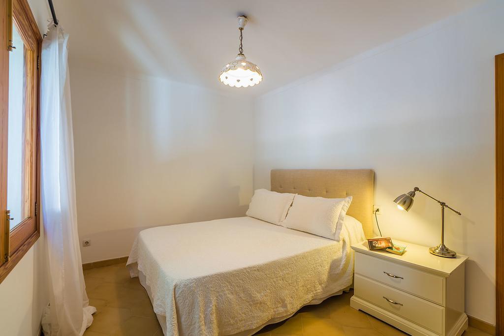 Villa Ca Na Capella Playa de Muro  Zimmer foto